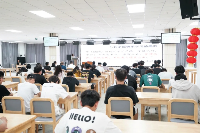 张家口大讲堂暨“新中国成立75周年”社科普及活动走进best365