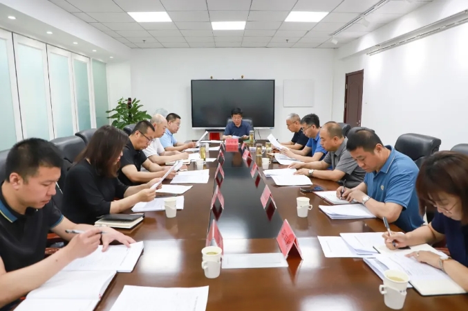 学院党委理论中心组集中学习习近平总书记重要讲话精神