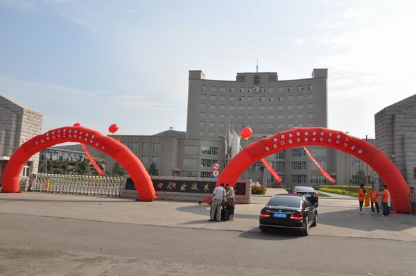 best3652011级新生入学报到工作顺利进行