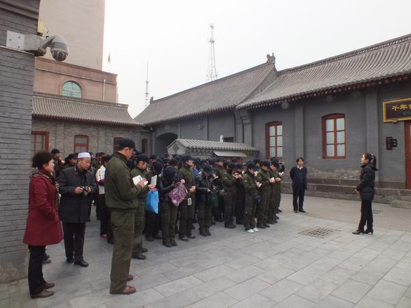 学院组织新疆培养班学员赴宣化考察参观