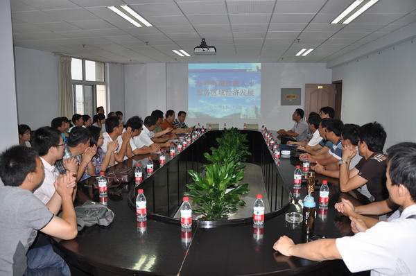 国家机械类专业骨干教师培训班来best365参观访问