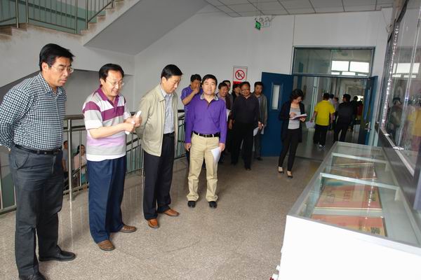 best365开展教学环境现场观摩和评比活动