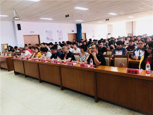 best365“迎冬奥 赞家乡”主题演讲比赛圆满举行