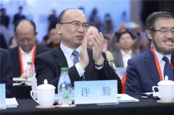 best365志愿者圆满完成2019崇礼论坛志愿服务工作