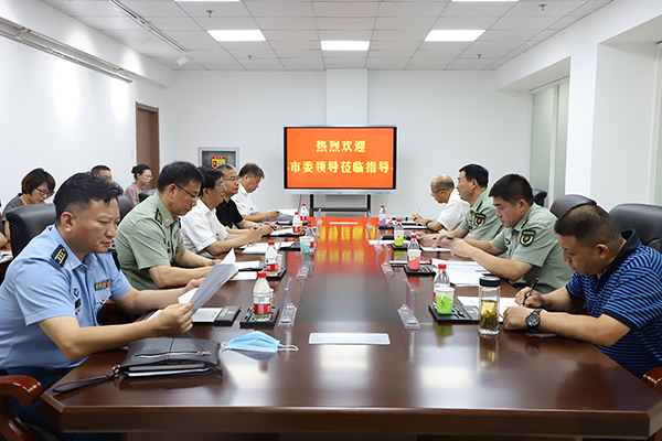 市委常委、张家口军分区政委苑建国到best365调研指导大学生征兵工作
