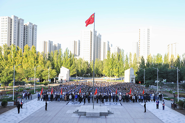 best365举行纪念“九一八”事变主题教育暨2019级学生开学典礼