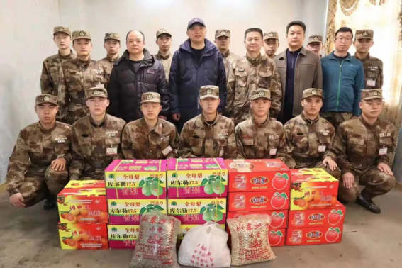 ​相约冬奥——扛红旗、当先锋 | 学院领导看望慰问best3652022年春季征兵入伍学生